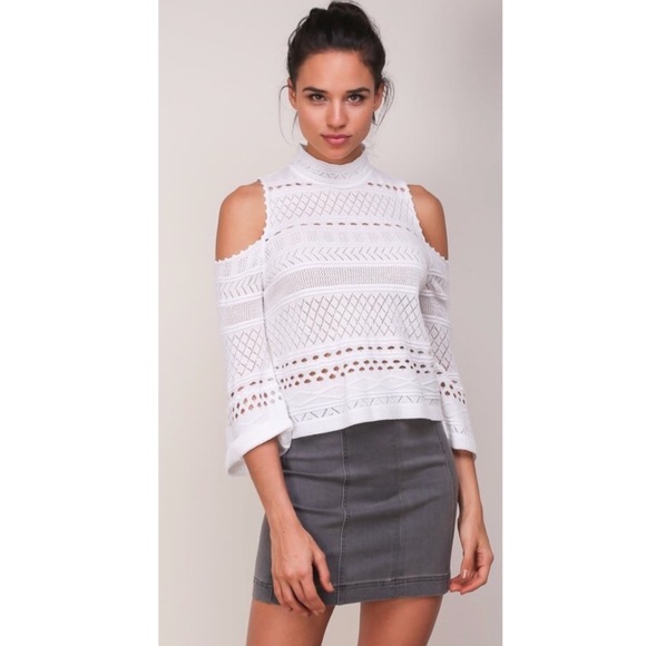 LAST (S) Aria Cold Shoulder Knit - Picture 2 of 8